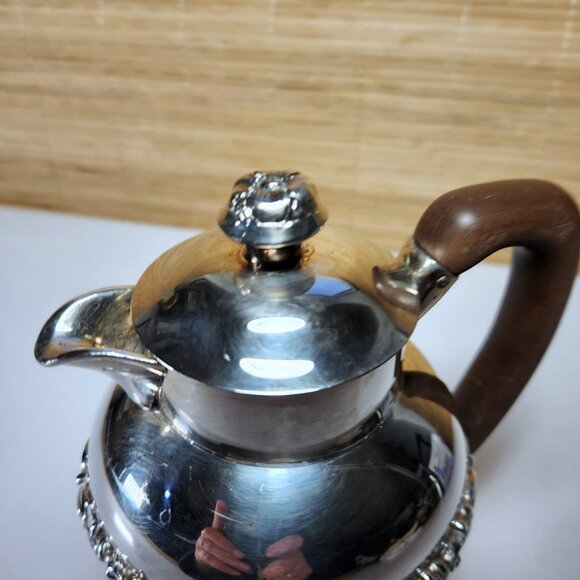 Marlboro Plate Silverplat Creamer E.P. Copper Small Pitcher Wood Handle Lidded - Picture 2 of 10